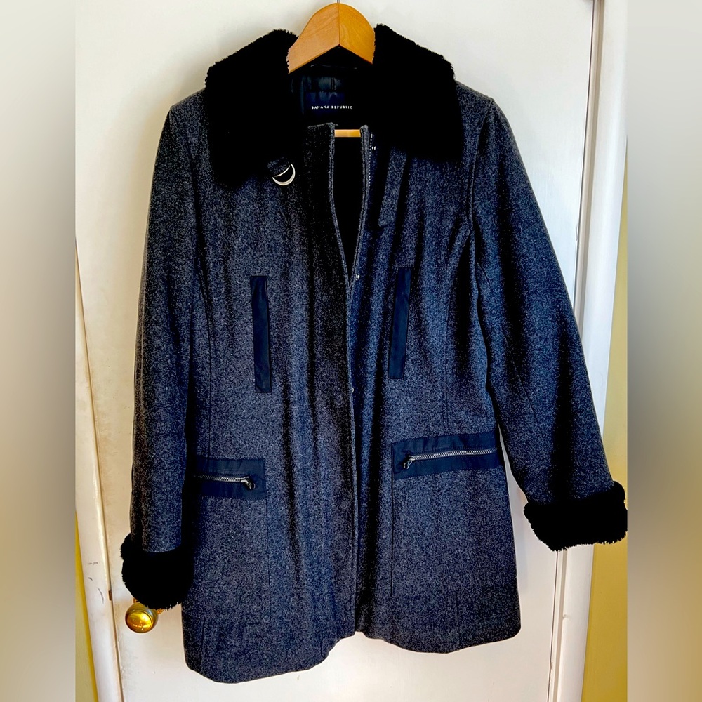 Banana Republic Charcoal Grey Wool Zip Coat, Fur Collar & Cuffs, Size Medium